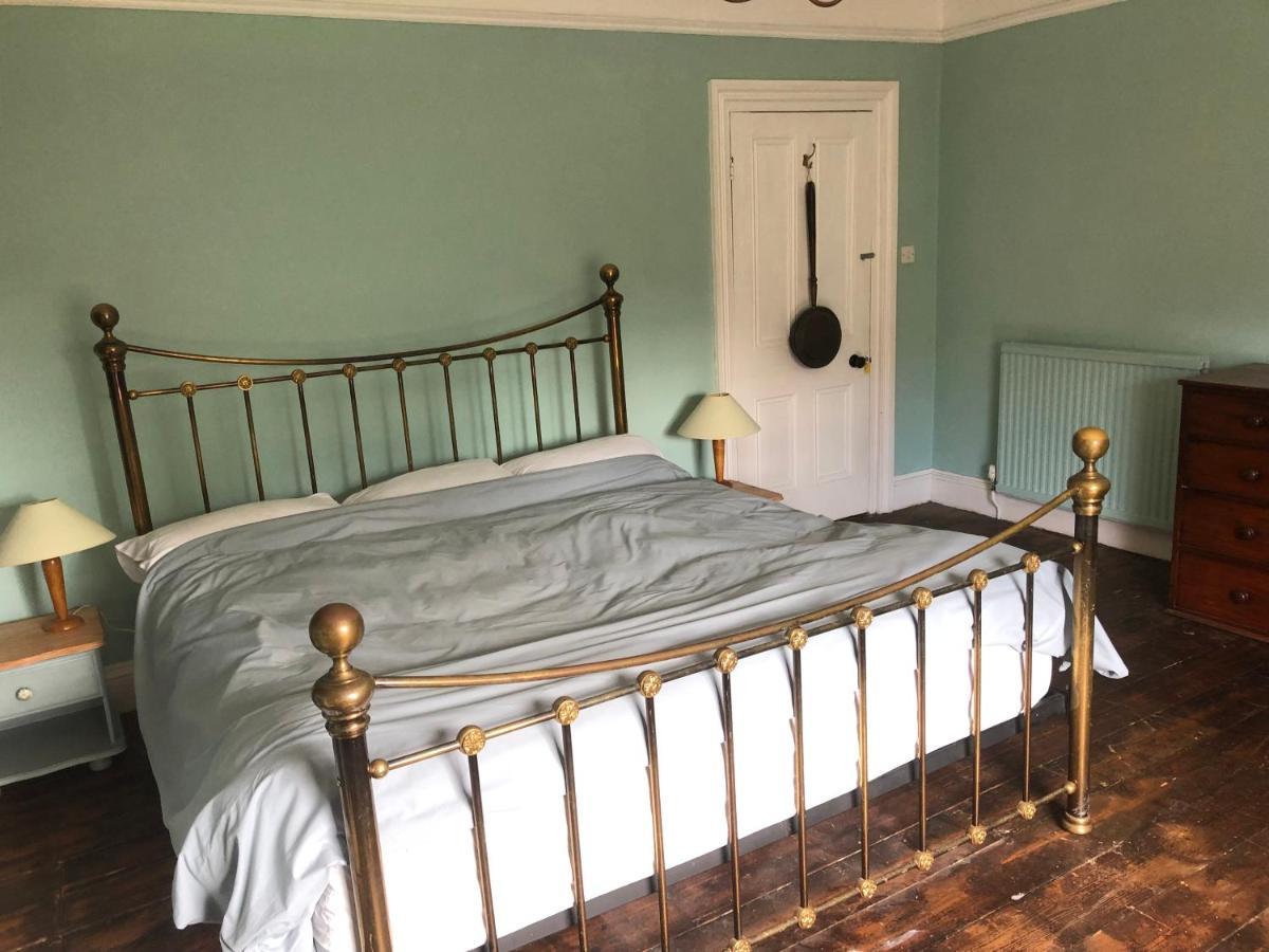 The Victorian House Bed & Breakfast Bridport Exterior photo