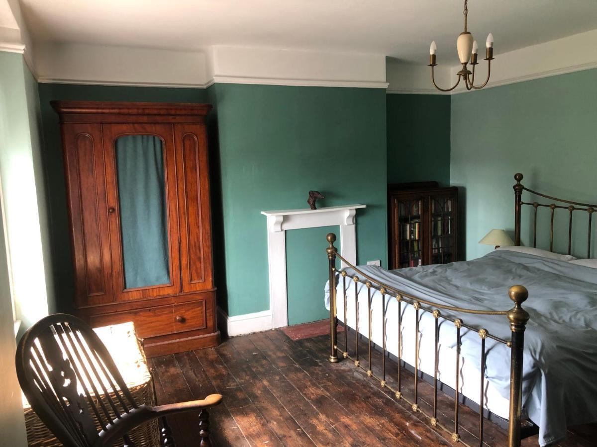 The Victorian House Bed & Breakfast Bridport Exterior photo